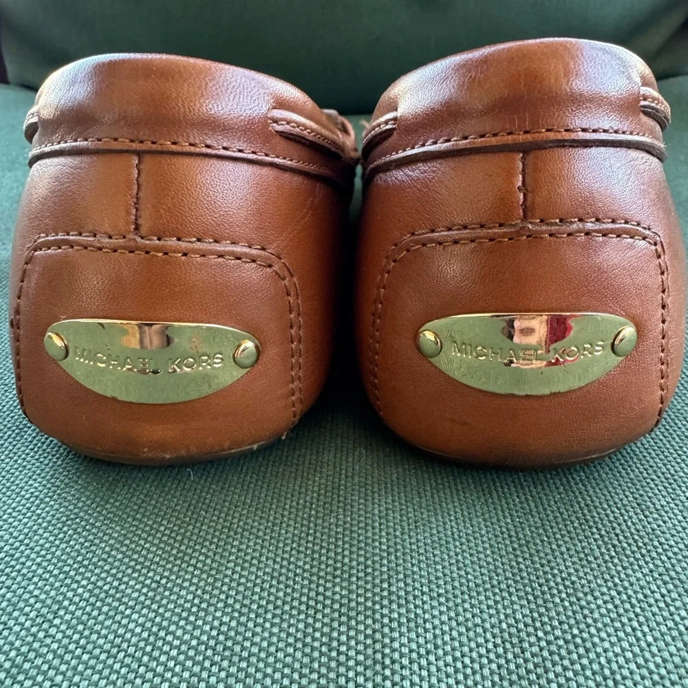 Michael Kors Women's Sutton Moccasin Flat Loafers - Picture 3 of 9